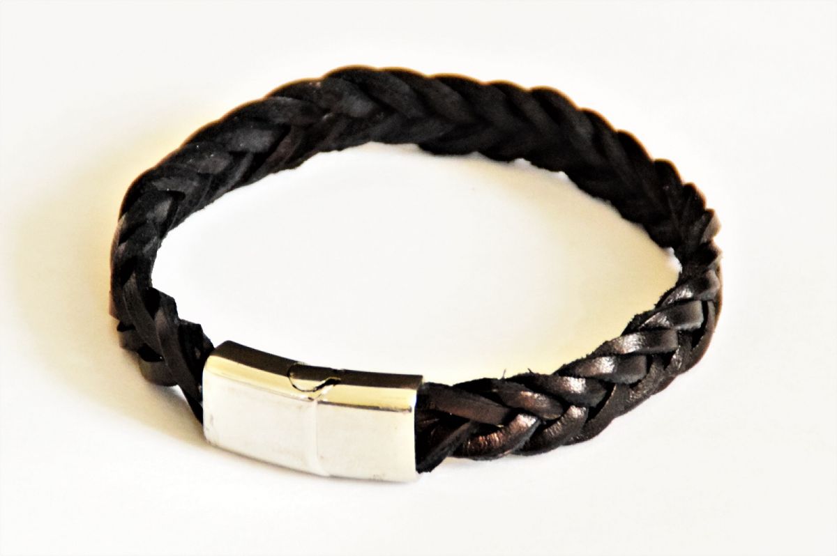 bracelet tressé cuir avec fermoir aimanté